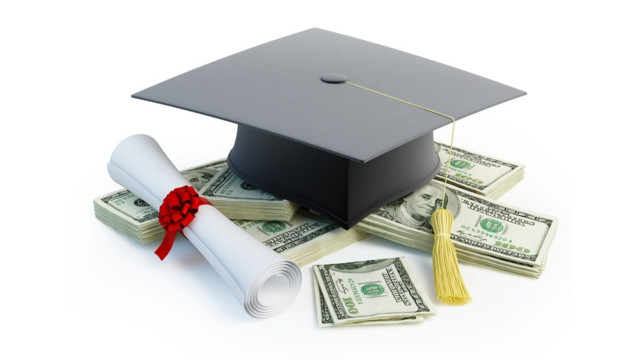 scholarships_1_.54ac40ea40bc9