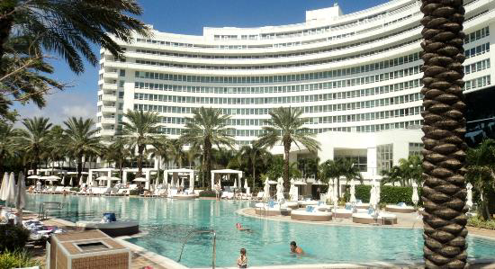 fontainebleau-miami-beach1